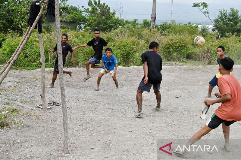 村里缺乏体育设施 - ANTARA News Palu, Central Sulawesi - ANTARA News Palu, Central Sulawesi
